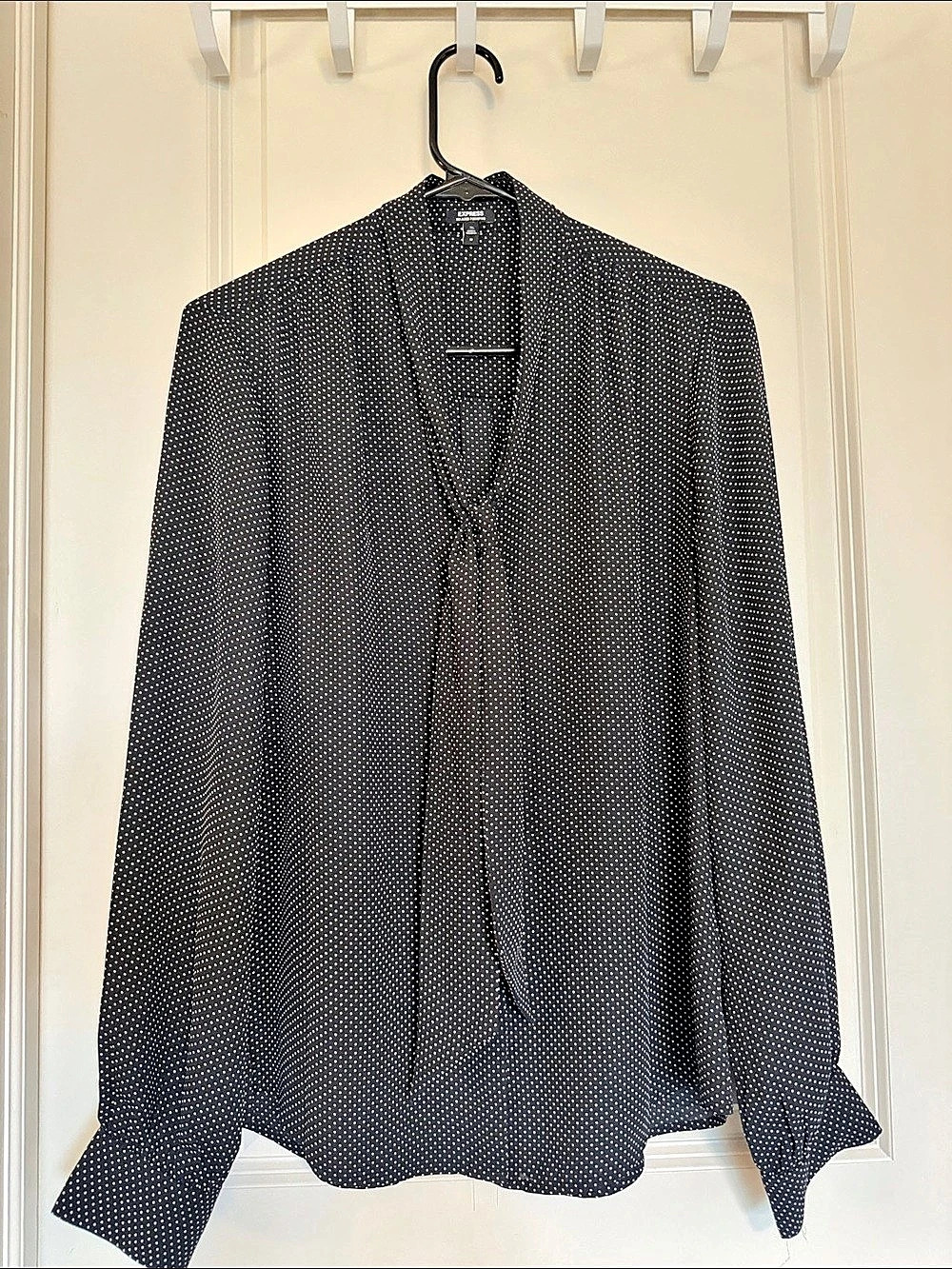 Express Relaxed Portofino Tie Neck Blouse Black & White Medium